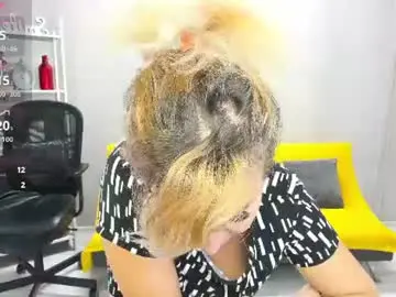 Cassiejonas  live sex cam