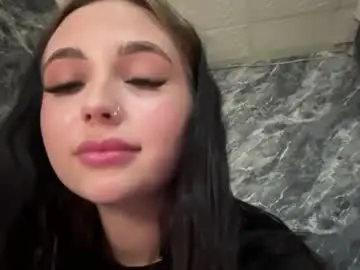 Deepopiolek  live sex cam