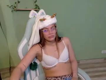 Emerald_sparkles  live sex cam