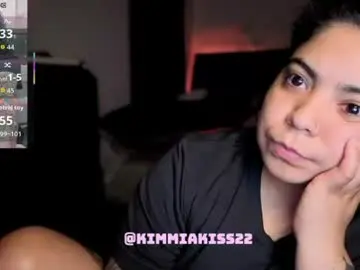 Kimmiakiss22  live sex cam