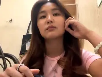 Lesliestrickland  live sex cam