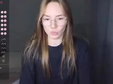 Littlevildevil  live sex cam