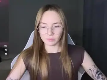 Littlevildevil  live sex cam