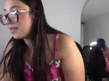 Lyaroose  live sex cam
