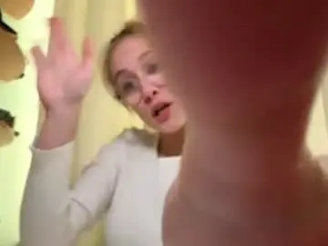 Merlenenewcomb  live sex cam