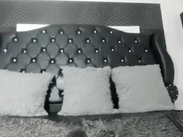 Samanthamiller8  live sex cam