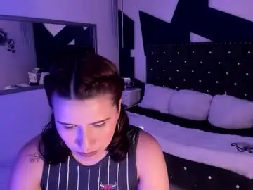 Sara_gray__  live sex cam