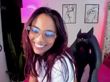 Skyssoul  live sex cam