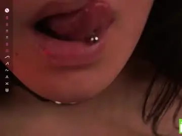 Udelaborom  live sex cam