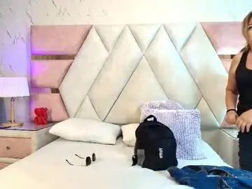 Valentinadiazz1  live sex cam