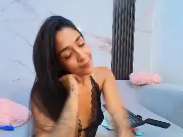 Cristal_rose1  live sex cam