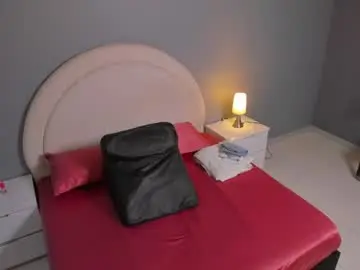 Emilytowzen  live sex cam