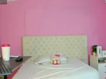 Kiitty_horny_  live sex cam