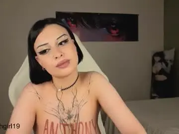 Lunagothgirl  live sex cam