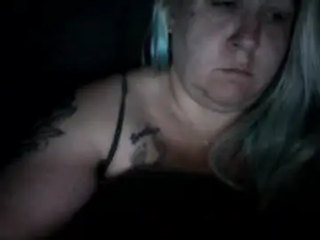 Samanthasweetheart0402  live sex cam
