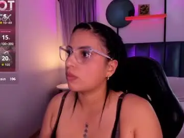 Sheyla_hills_  live sex cam
