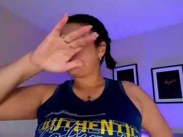 Sheyla_hills_  live sex cam