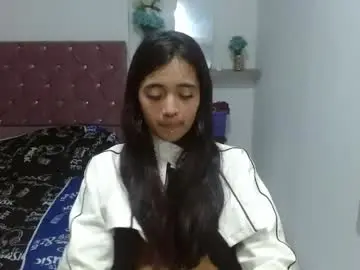 Sofiasexygirl69  live sex cam