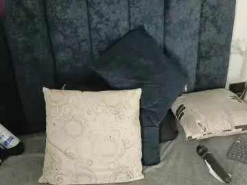 Yunkeyc  live sex cam