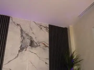 Aryagold  live sex cam