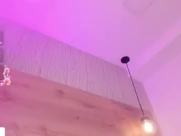 Bella_luvs  live sex cam