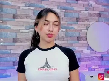 Cloe_1tay  live sex cam