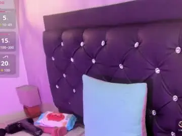 Curly_babe1  live sex cam