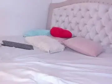 Emmarouses1  live sex cam