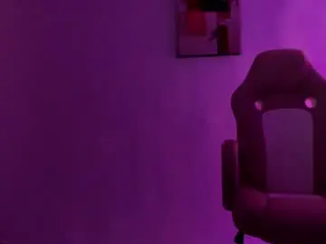 Gigi_lollipop_  live sex cam