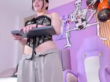 Gigi_lollipop_  live sex cam