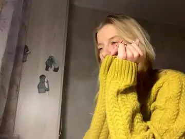 Gladyswigg  live sex cam