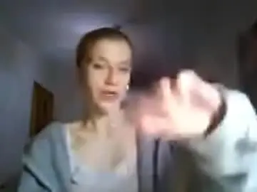 Gladyswigg  live sex cam