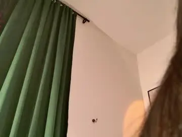 Hugme_  live sex cam