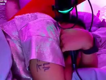 Kat2025  live sex cam