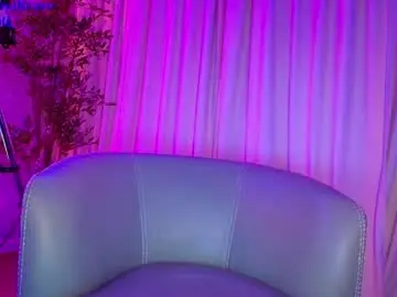 Kat2025  live sex cam