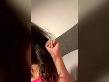Lightinthesky  live sex cam