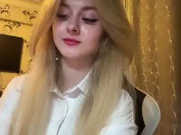 Ludivinasalls  live sex cam