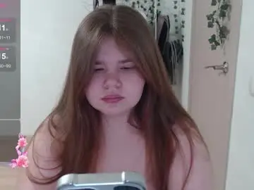 Omellyoo  live sex cam