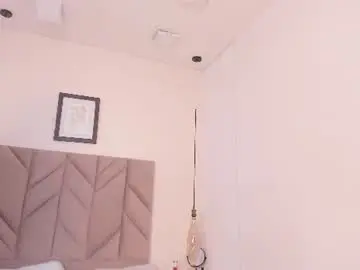Selenanoir_  live sex cam