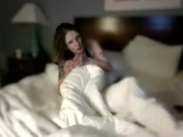 Violetbubblegum  live sex cam