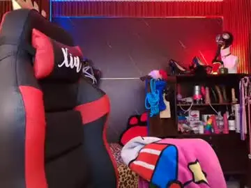 Xiaqueen  live sex cam
