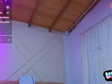 Ashley__foxx_  live sex cam