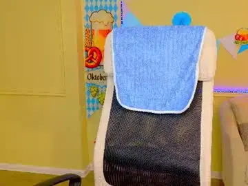 Breeterner  live sex cam