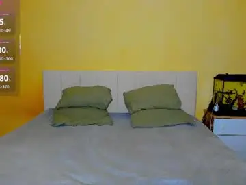 Cute_becca_cb  live sex cam