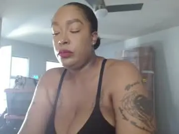 Goddesstialovely  live sex cam