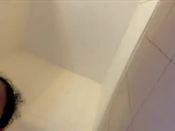 Lovelywarm  live sex cam
