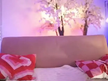 Lucyweisser  live sex cam