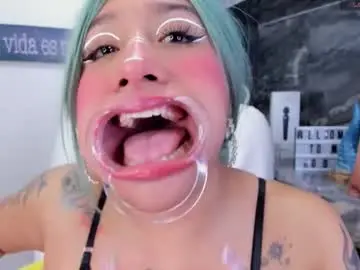 Miss_danika  live sex cam