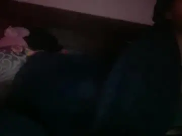 Prettyfacefemale  live sex cam