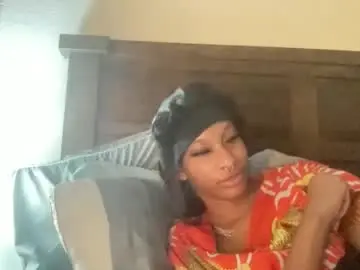 Prettyfacefemale  live sex cam